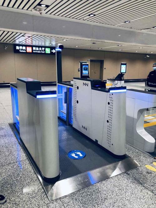 智能通道闸机:重塑城市出入口管理的技术革命